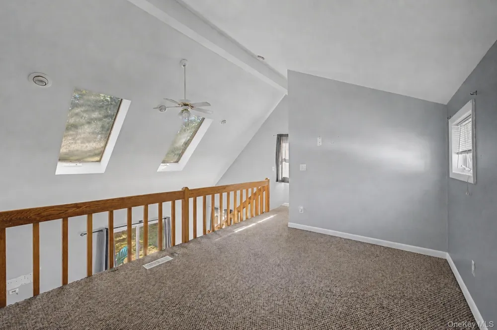 20 Richmond Boulevard Lake Grove, NY 11755