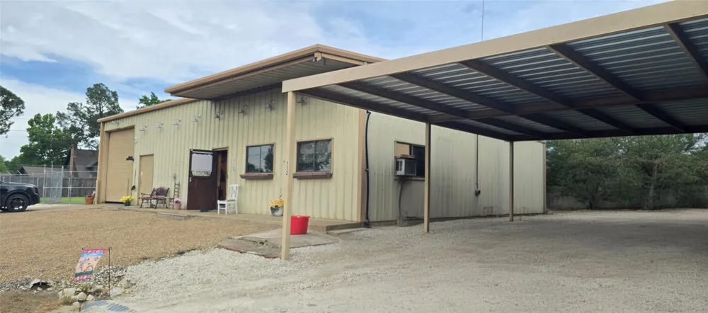 112 LOVE STREET Fairfield, TX 75840