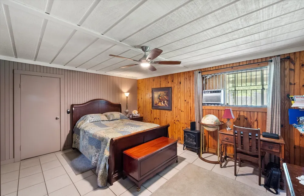 112 LOVE STREET Fairfield, TX 75840