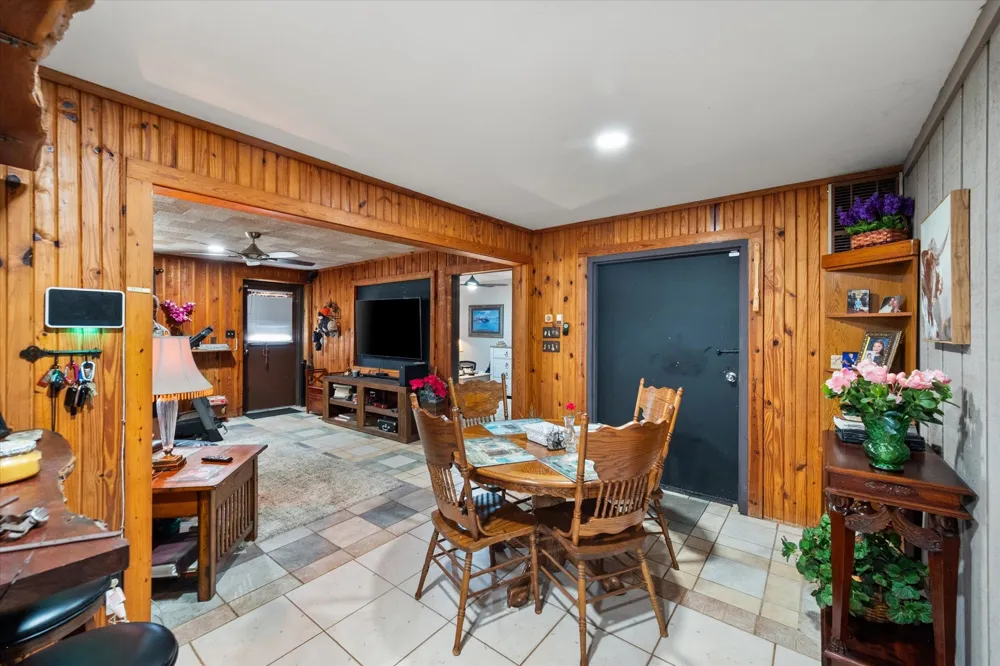 112 LOVE STREET Fairfield, TX 75840