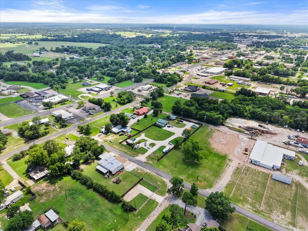 112 LOVE STREET Fairfield, TX 75840