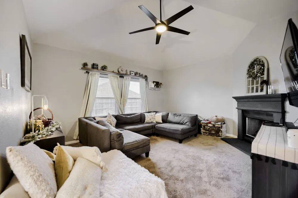 47 Kramer Lane Sanger, TX 76266