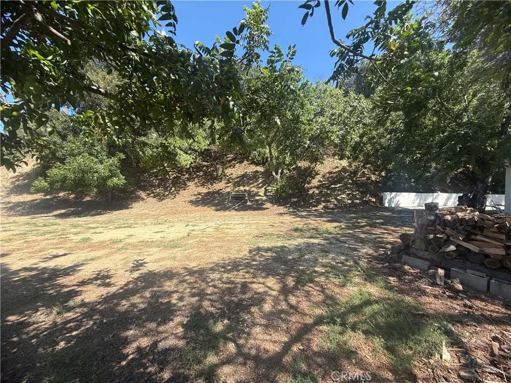 3511 Beverly Glen Boulevard Sherman Oaks, CA 91423