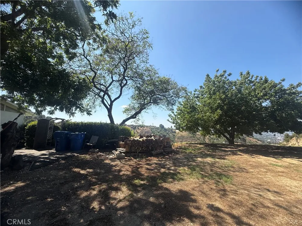 3511 Beverly Glen Boulevard Sherman Oaks, CA 91423