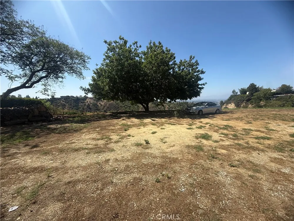 3511 Beverly Glen Boulevard Sherman Oaks, CA 91423