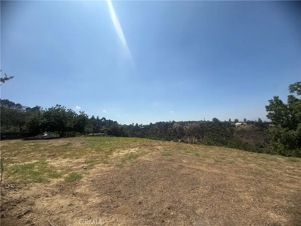 3511 Beverly Glen Boulevard Sherman Oaks, CA 91423
