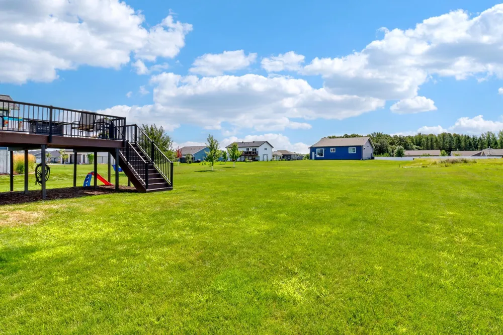1923 Longview Drive Detroit Lakes, MN 56501