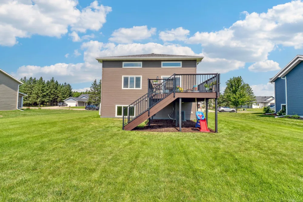 1923 Longview Drive Detroit Lakes, MN 56501
