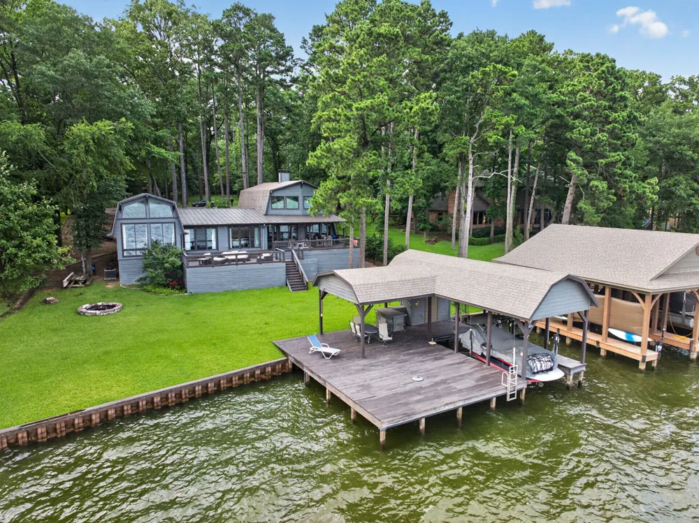 136 King Andrew Court Scroggins, TX 75480