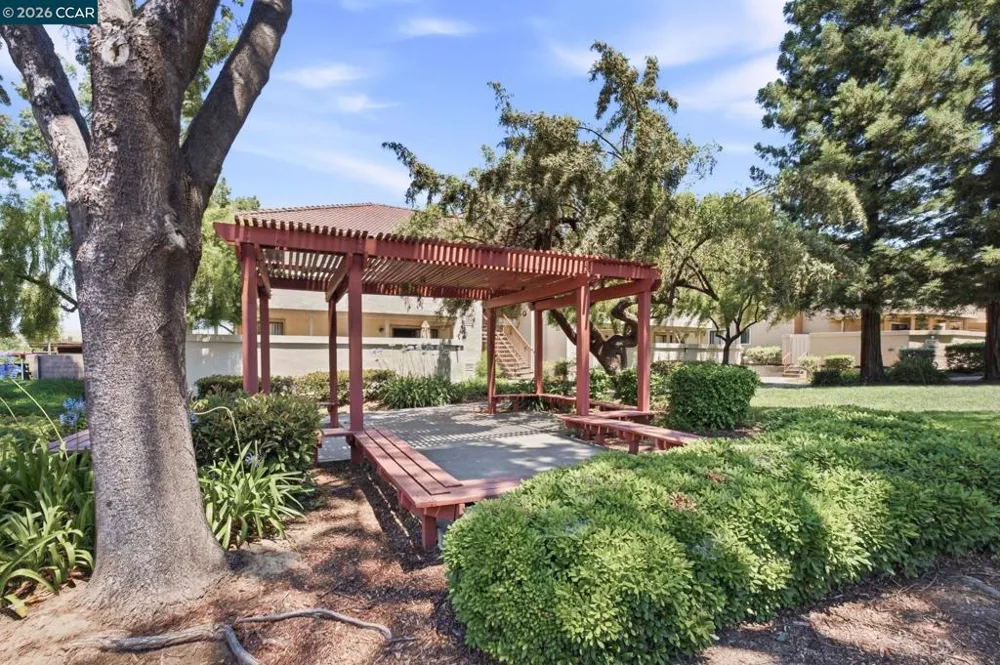 1167 Saint Matthew Pl #102 Concord, CA 94518