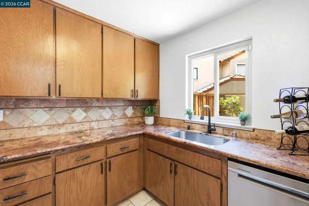 1167 Saint Matthew Pl #102 Concord, CA 94518