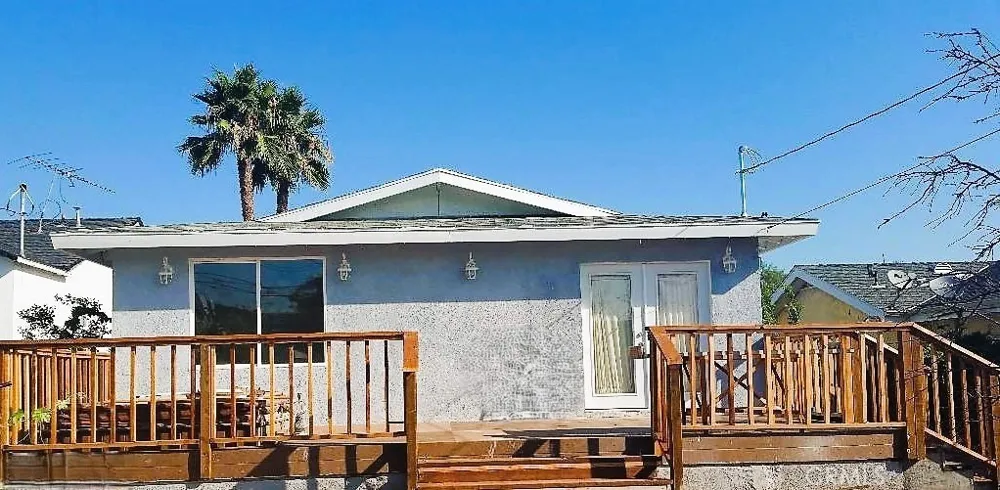 1426 256th Harbor City, CA 90710