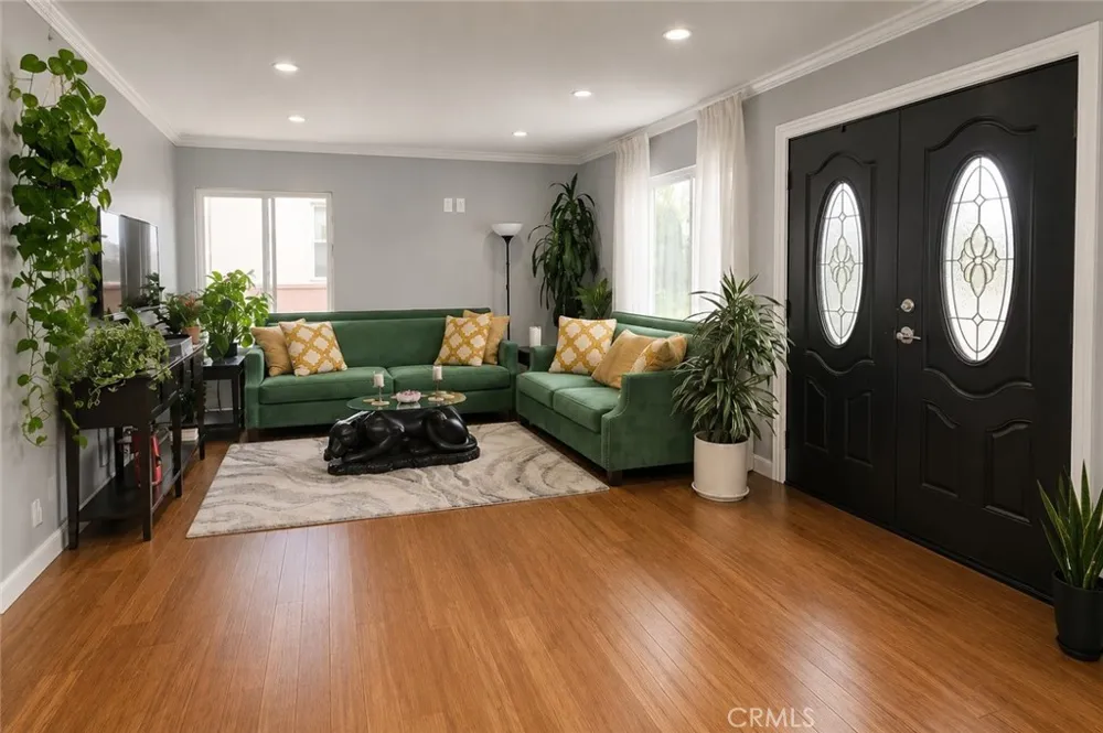 1426 256th Harbor City, CA 90710