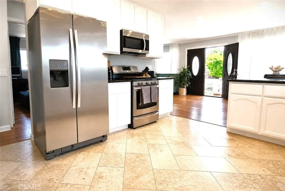1426 256th Harbor City, CA 90710