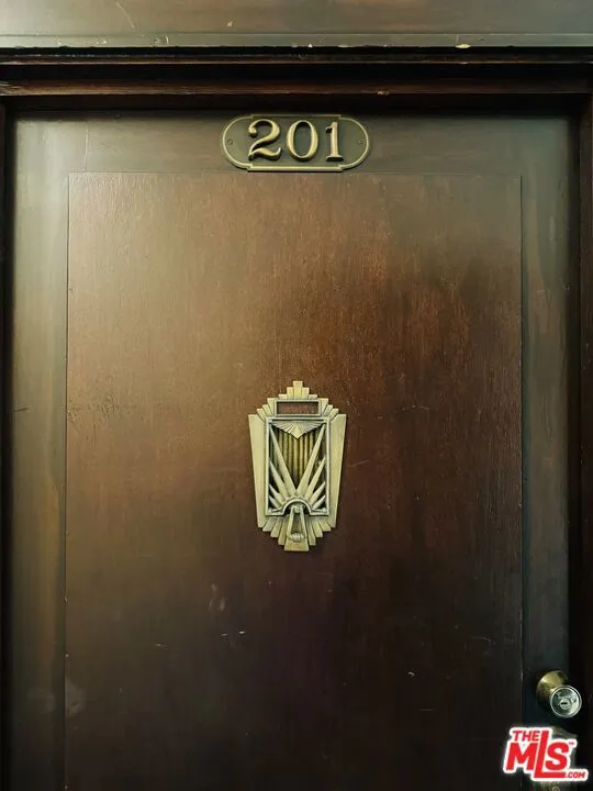 2121 James M Wood Boulevard #201 Los Angeles, CA 90006