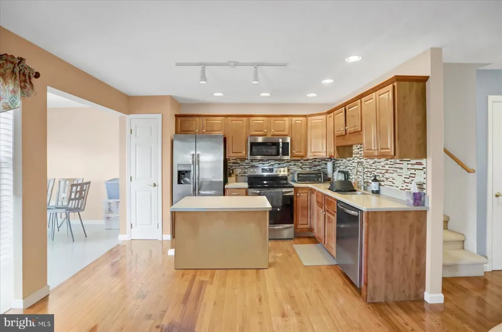141 QUINCY AVENUE State College, PA 16801
