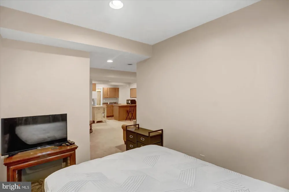 141 QUINCY AVENUE State College, PA 16801