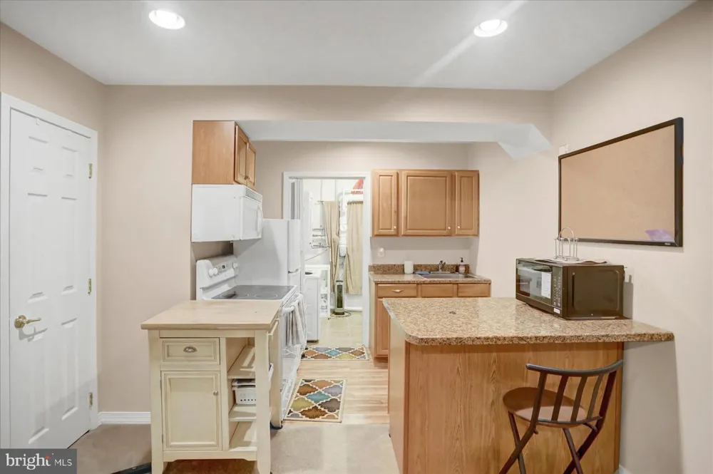 141 QUINCY AVENUE State College, PA 16801