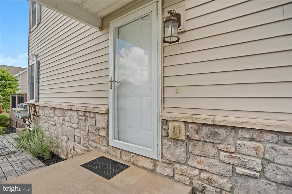 141 QUINCY AVENUE State College, PA 16801