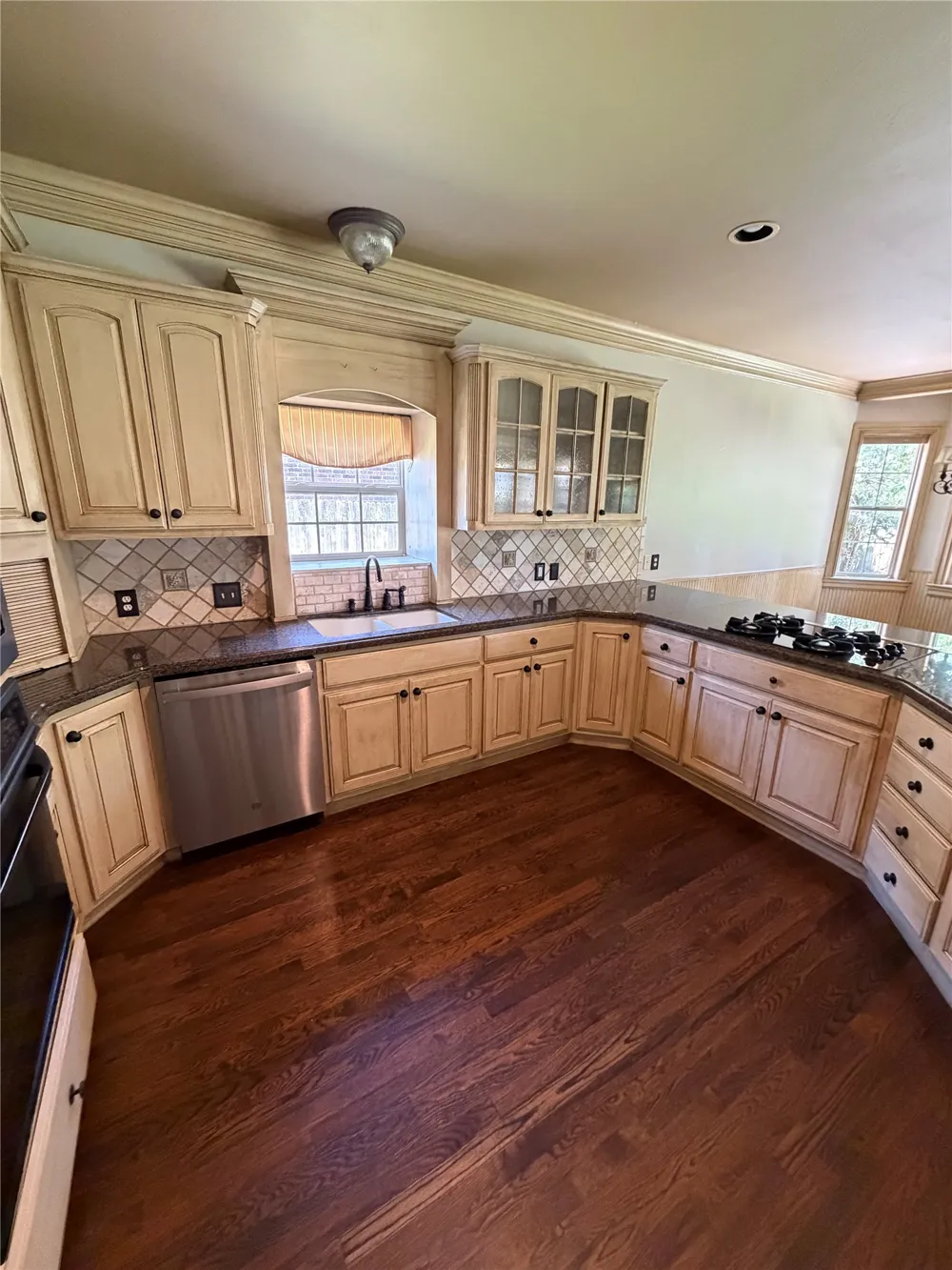 8664 E 103rd Street Tulsa, OK 74133