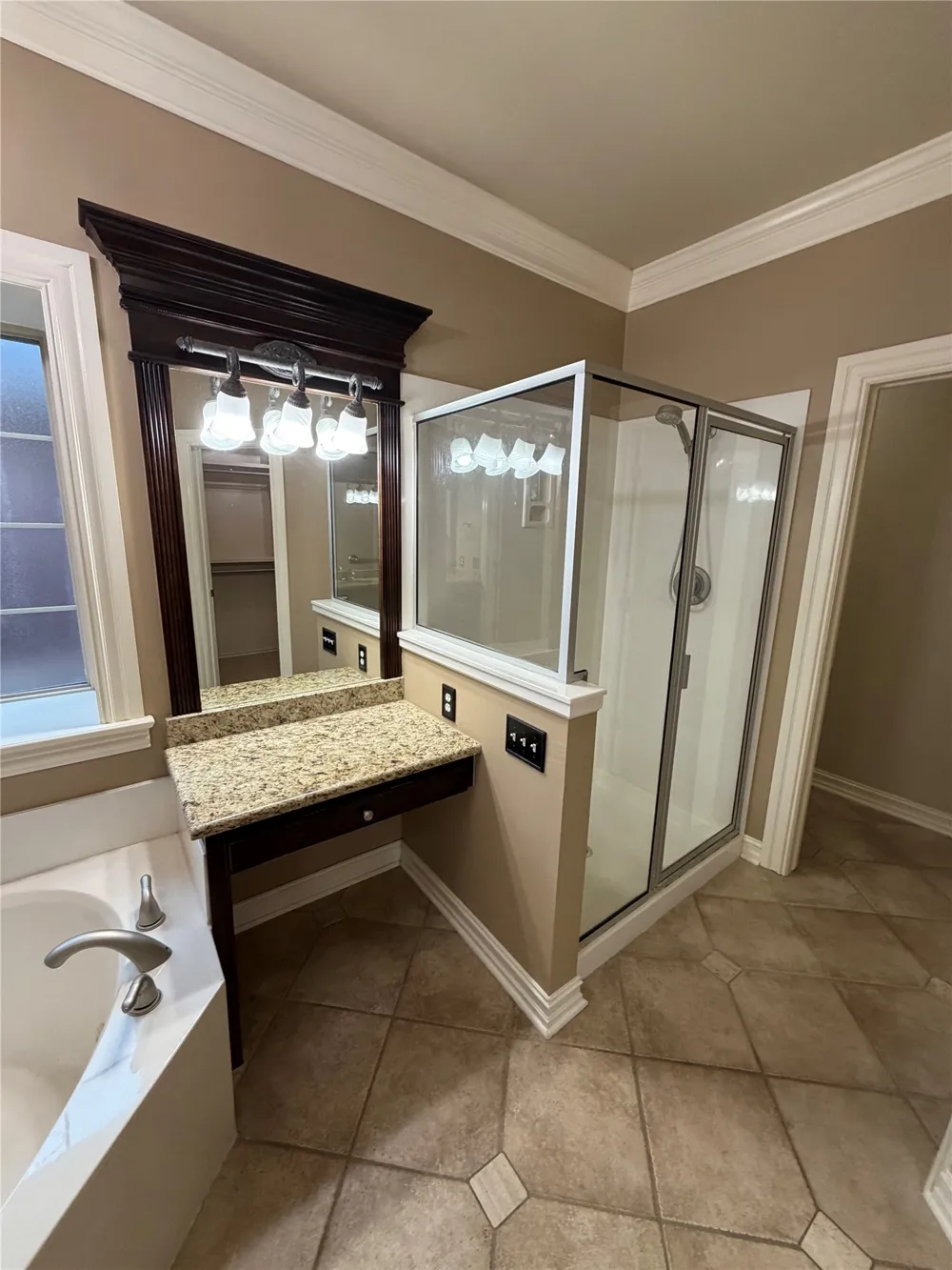 8664 E 103rd Street Tulsa, OK 74133