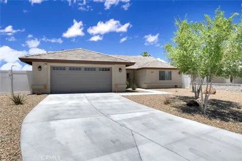 13722 Greenwood