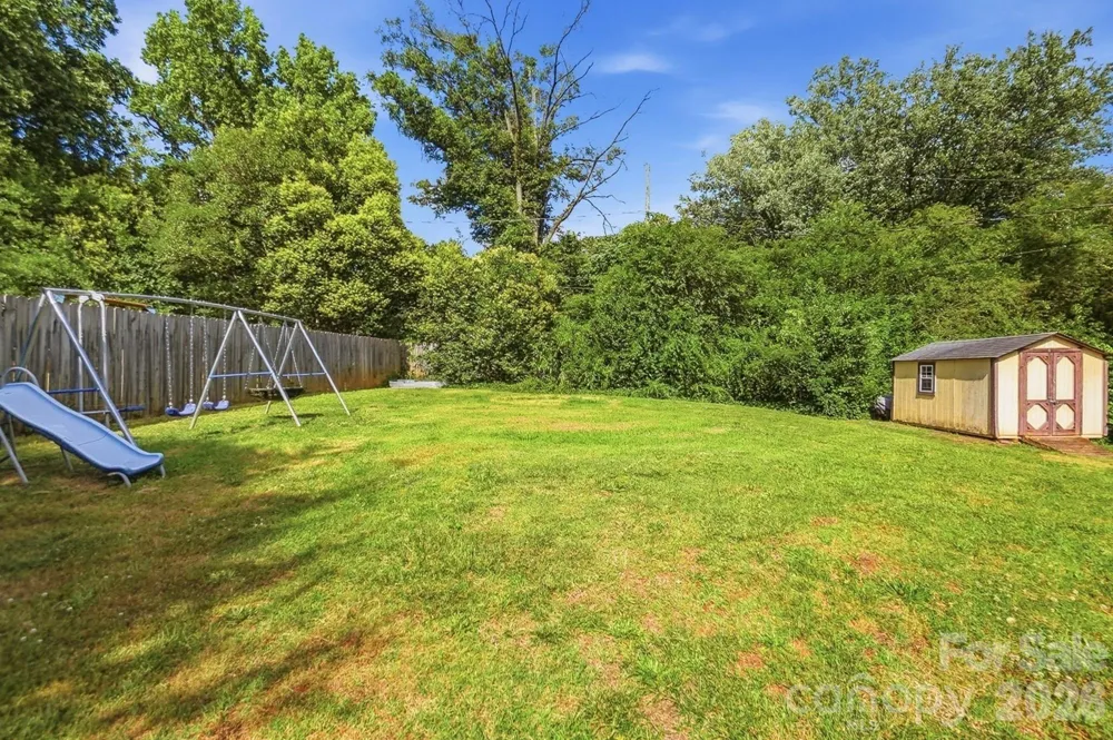 233 Scottie Place Charlotte, NC 28217