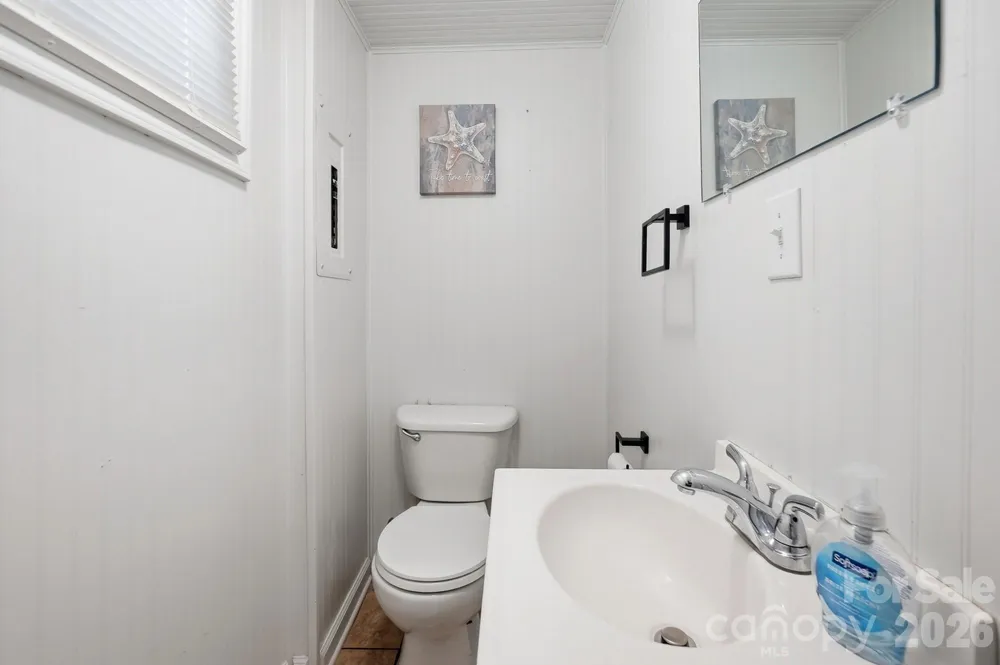 233 Scottie Place Charlotte, NC 28217