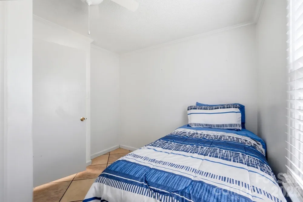 233 Scottie Place Charlotte, NC 28217