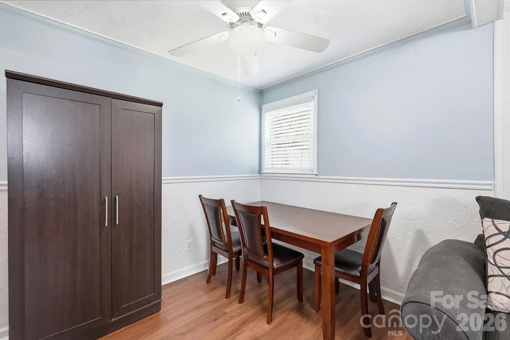 233 Scottie Place Charlotte, NC 28217
