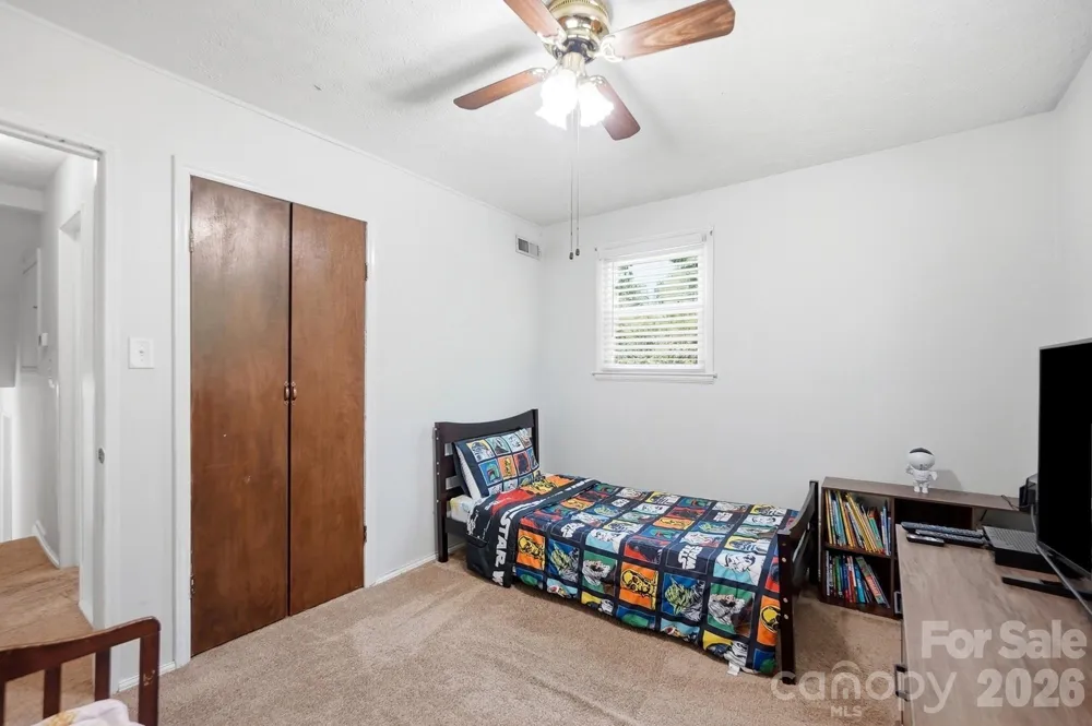 233 Scottie Place Charlotte, NC 28217