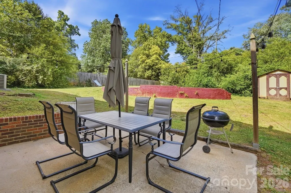 233 Scottie Place Charlotte, NC 28217