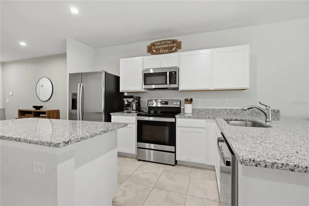 12126 GRIZZLY LANE New Port Richey, FL 34654