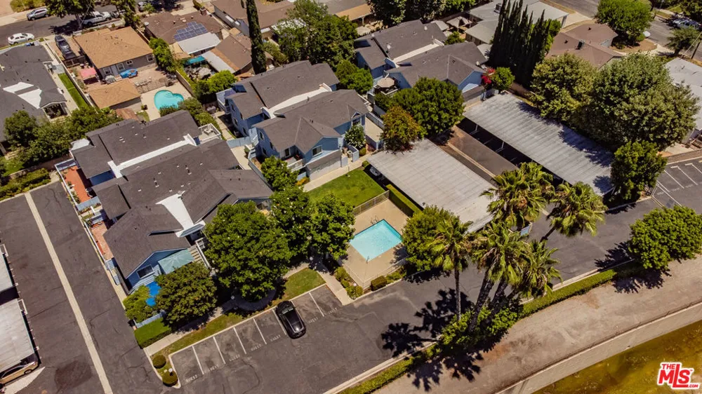 7025 Glade Avenue #24 Canoga Park, CA 91303