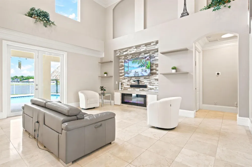 3766 W Gardenia Avenue Weston, FL 33332