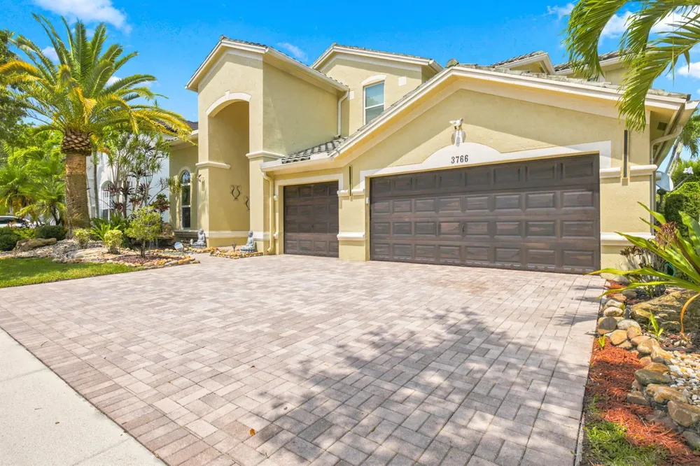 3766 W Gardenia Avenue Weston, FL 33332