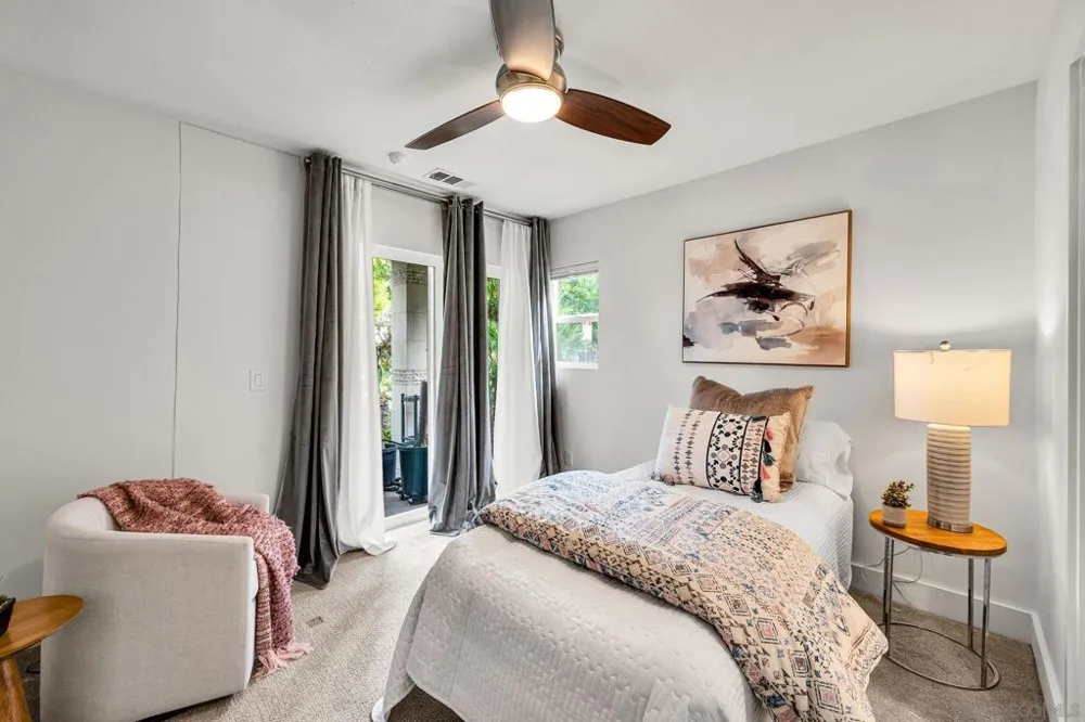 2432 Via Alta San Diego, CA 92108