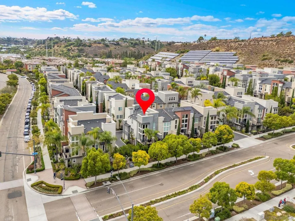 2432 Via Alta San Diego, CA 92108