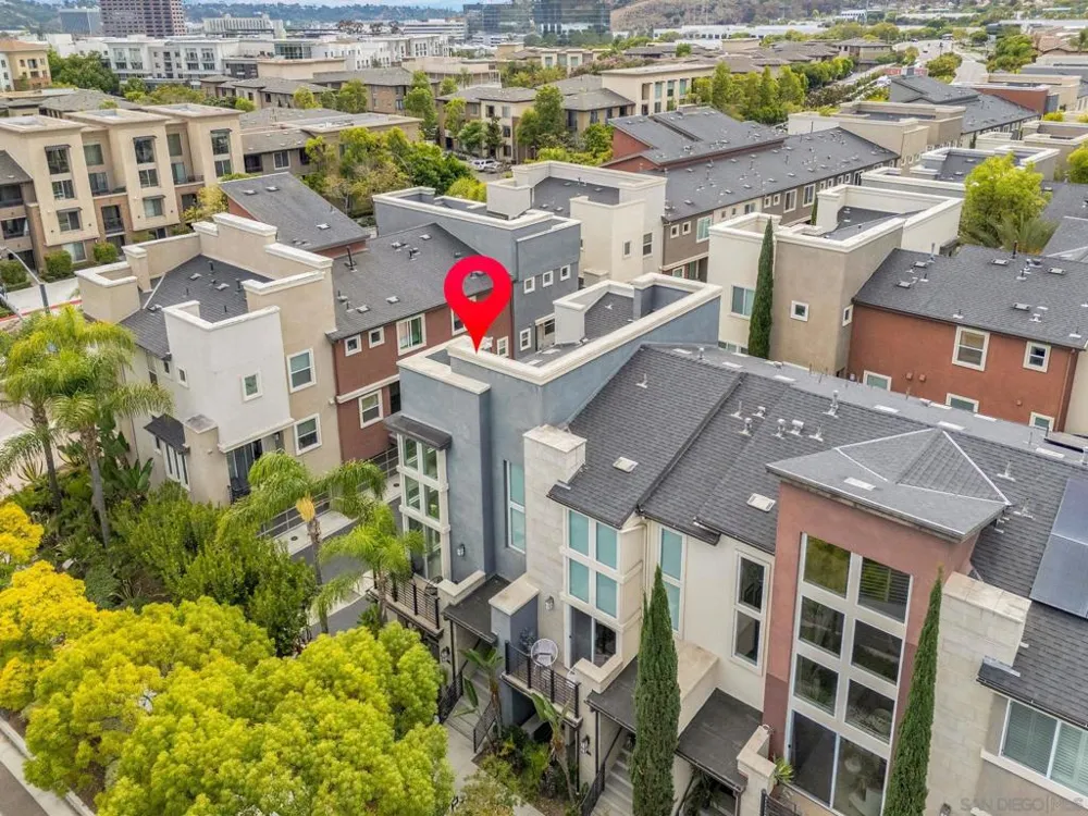 2432 Via Alta San Diego, CA 92108