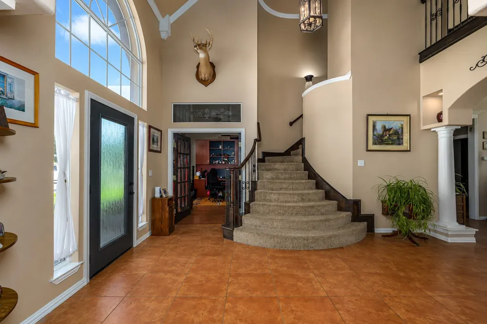 100 Manders Court Runaway Bay, TX 76426