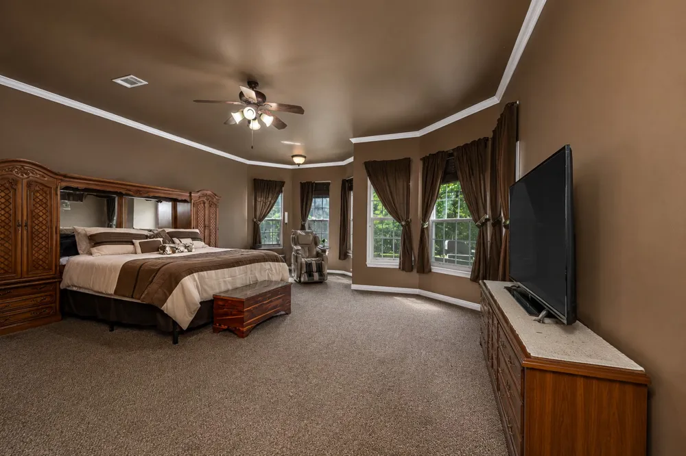 100 Manders Court Runaway Bay, TX 76426