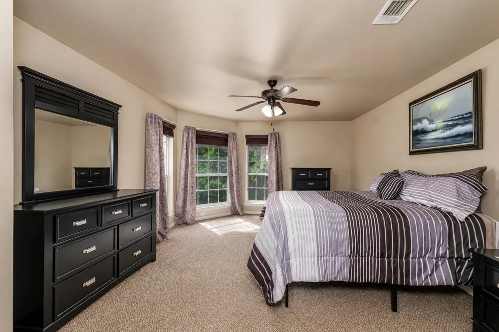 100 Manders Court Runaway Bay, TX 76426