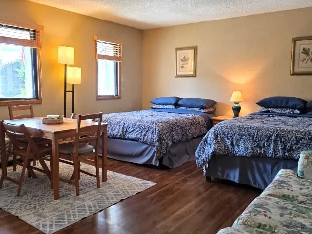 6500 Schuss Mountain Lane Custer Township, MI 49659