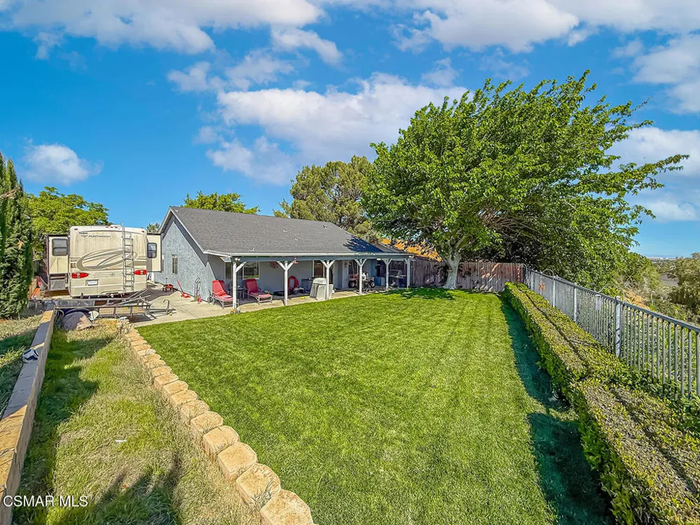 36772 Petra Drive Palmdale, CA 93550