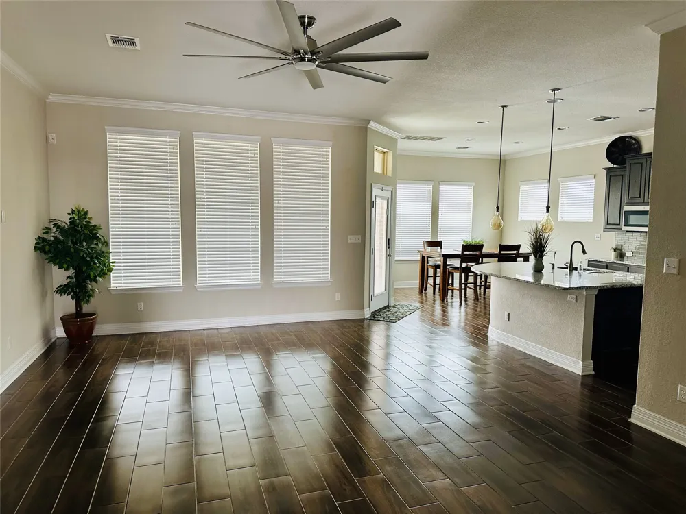 409 Betony Loop Buda, TX 78610