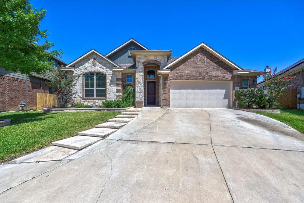409 Betony Loop Buda, TX 78610