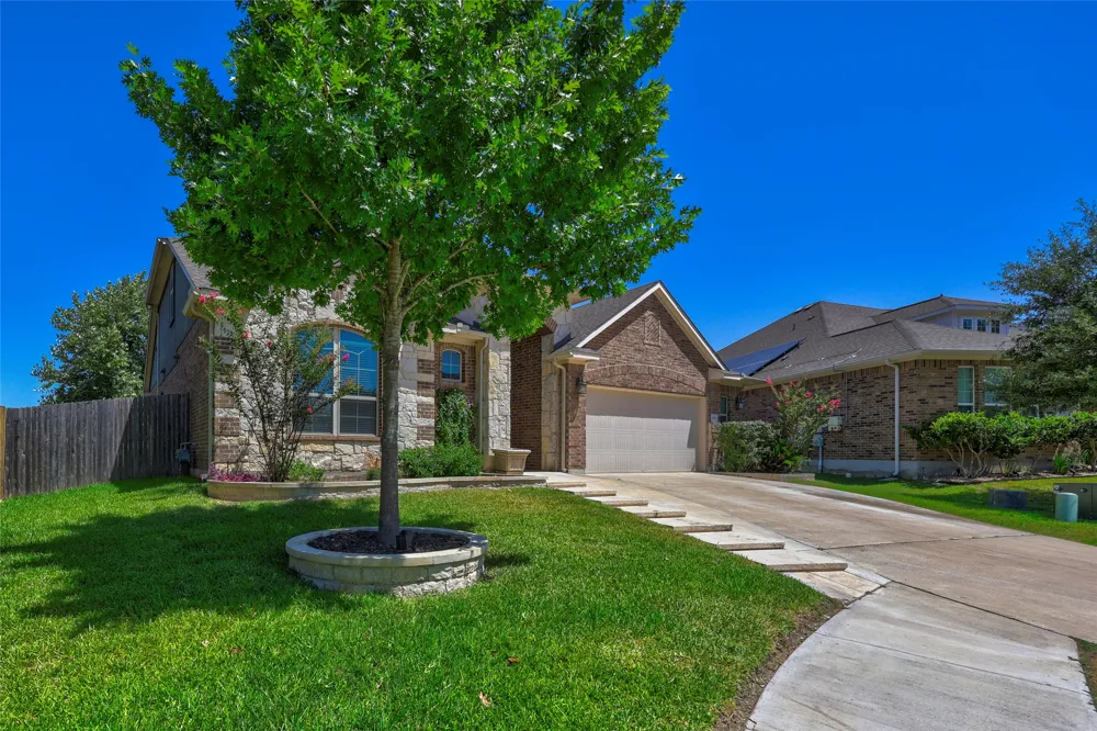 409 Betony Loop Buda, TX 78610