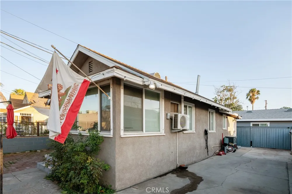 310 E Center Pomona, CA 91767