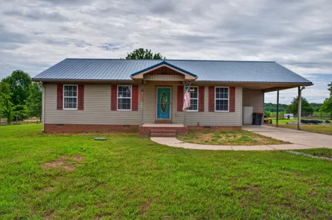 618 Lear Rd