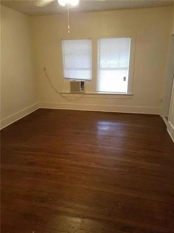 919 Austin Street #919.5 Denton, TX 76201